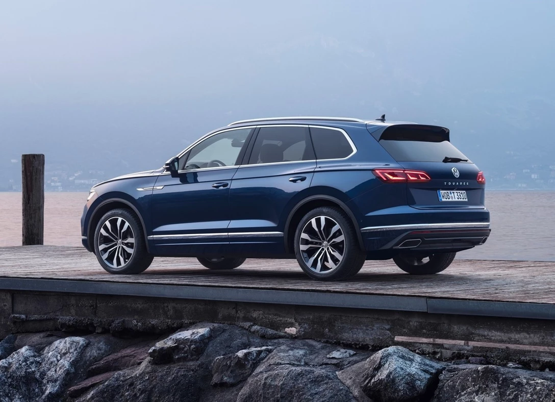 1643460-Volkswagen-Touareg-2021-02.jpg
