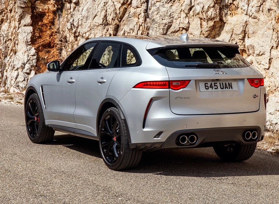 1650584-2019_jaguar_f-pace_svr_74_1600x1200.jpg