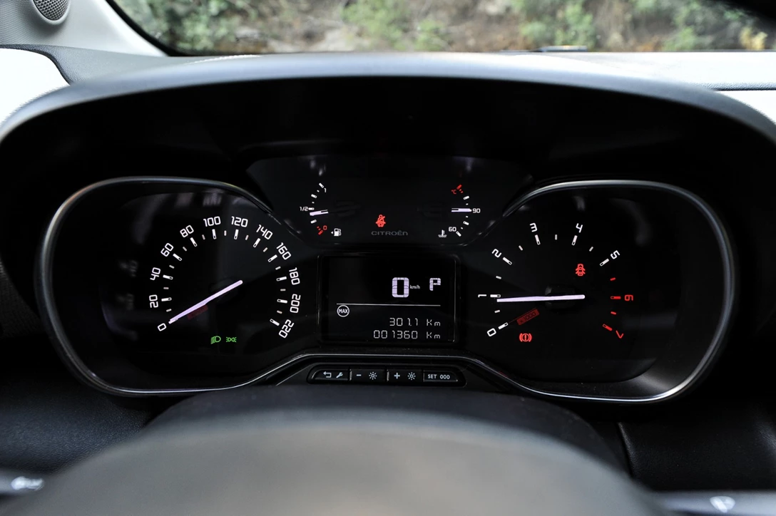 1597251-סיטרואן C3 איירקרוס - מבחן דרכים (10).jpg