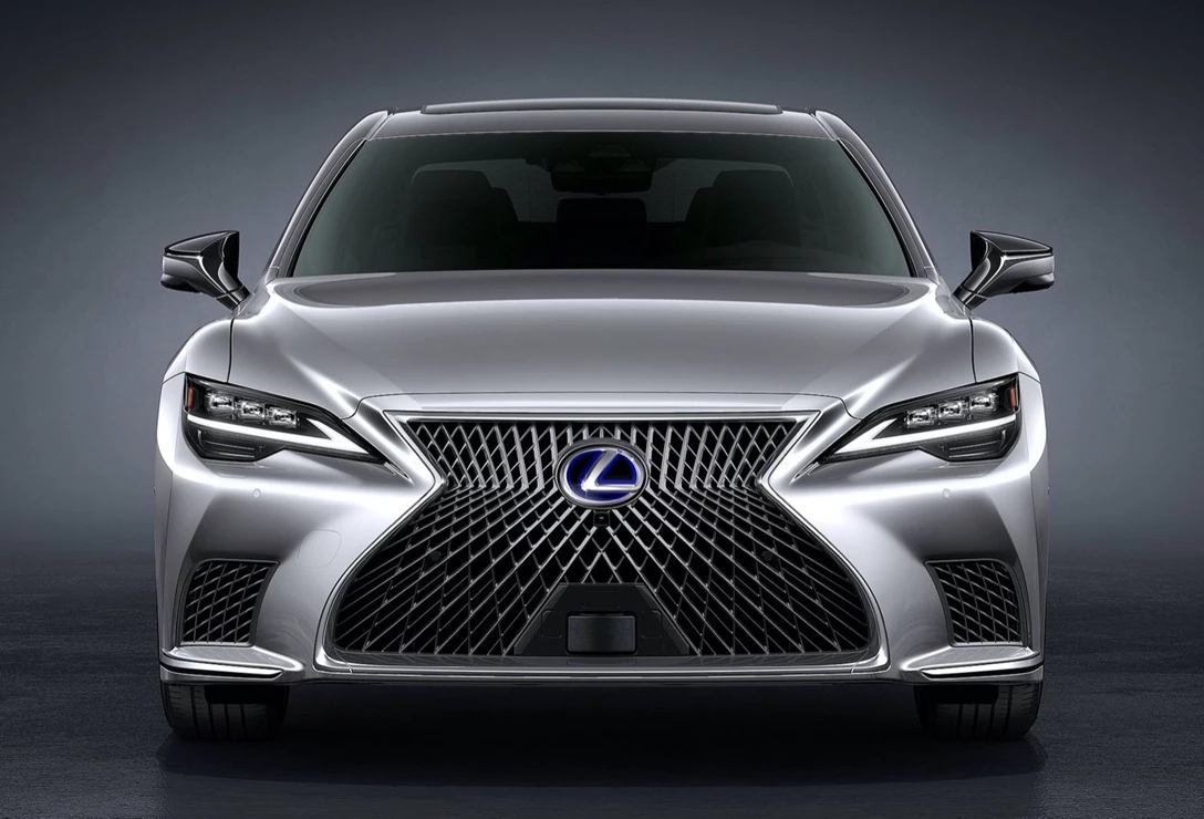 1633895-לקסוס LS 2021-07.jpg