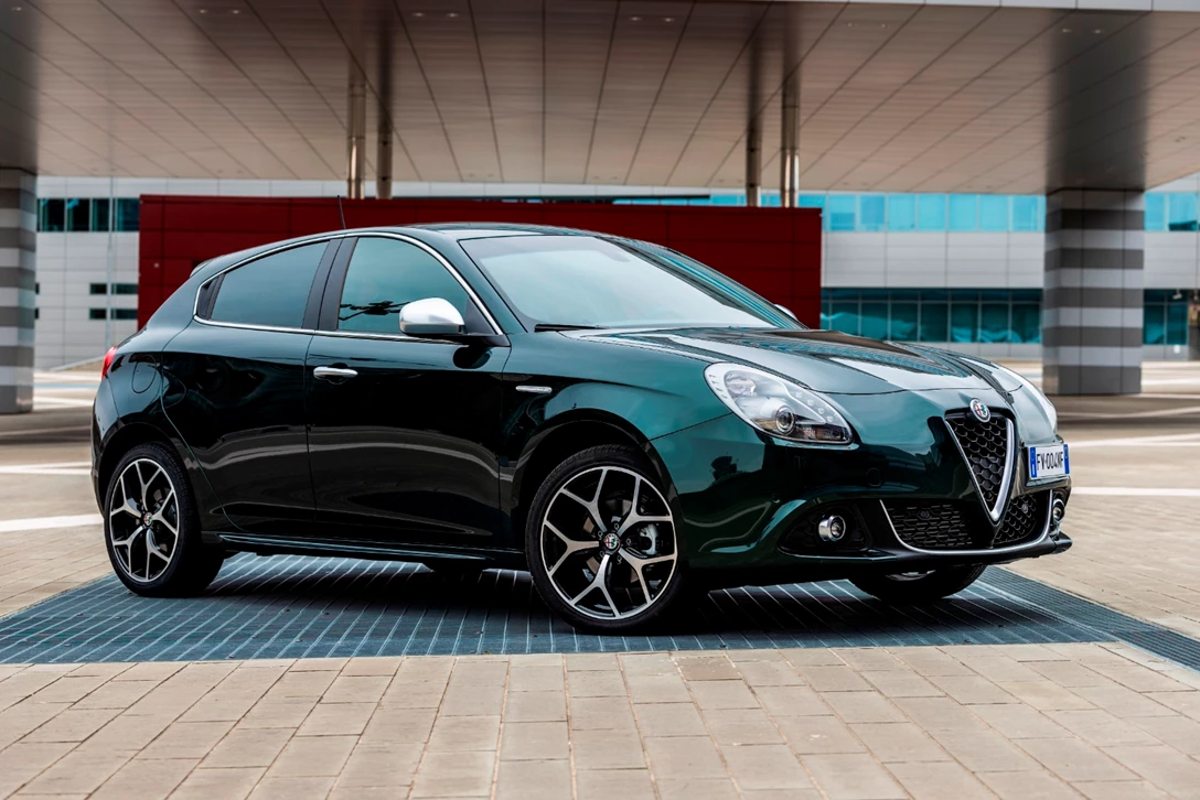 1614782-190410_Alfa-Romeo_Giulietta-Super_02.jpg