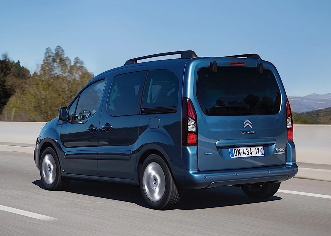 1671201-Citroen-Berlingo-2017-02.jpg