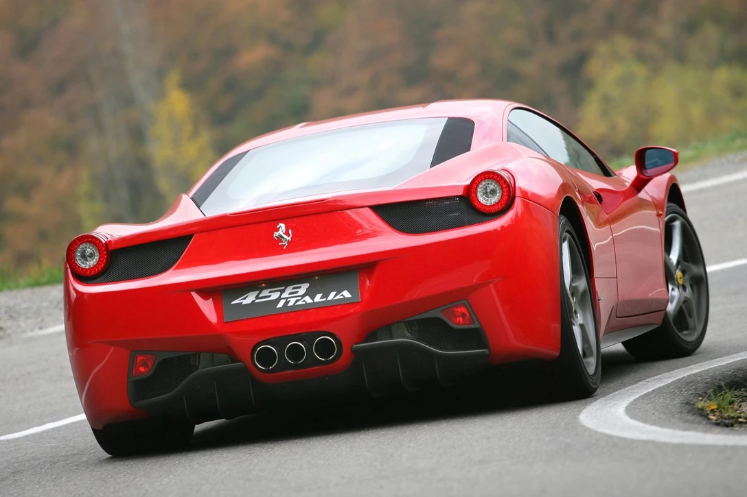 פרארי 458 איטליה