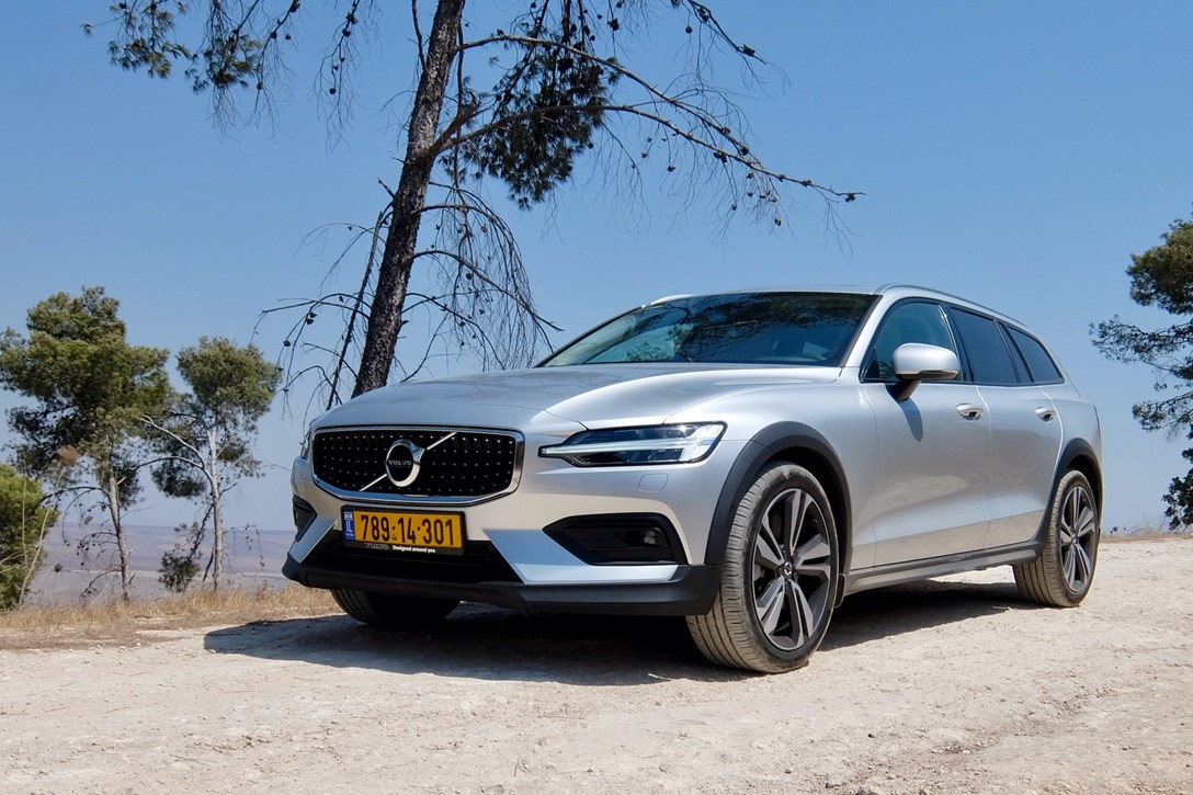 1635128-וולוו V60 קרוס קאנטרי - 3.jpeg