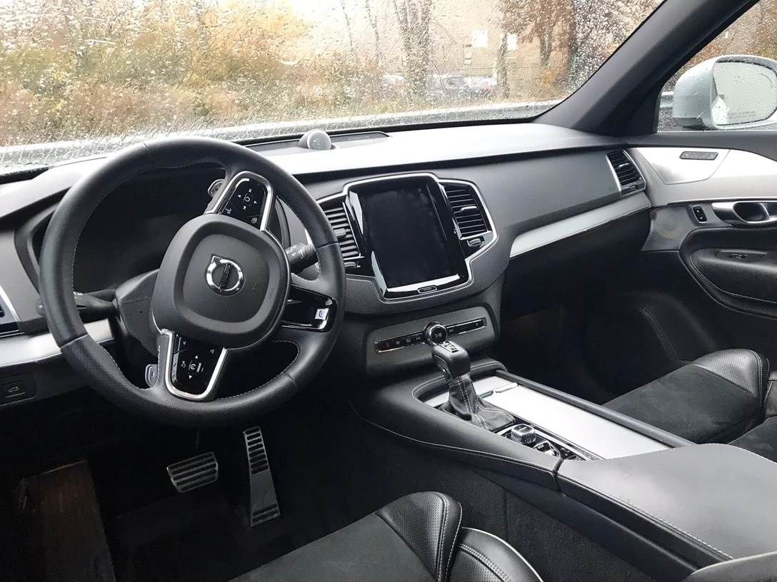 1646716-Volvo XC90 2017 (9).jpg