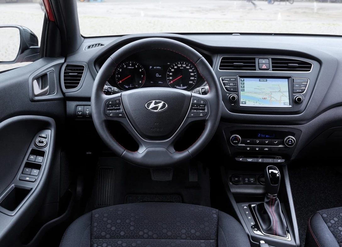 1640410-Hyundai-i20-2020-05.jpg
