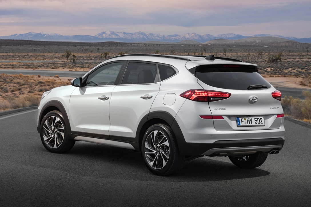 1593463-יונדאי טוסון מתיחת פנים (1).jpg