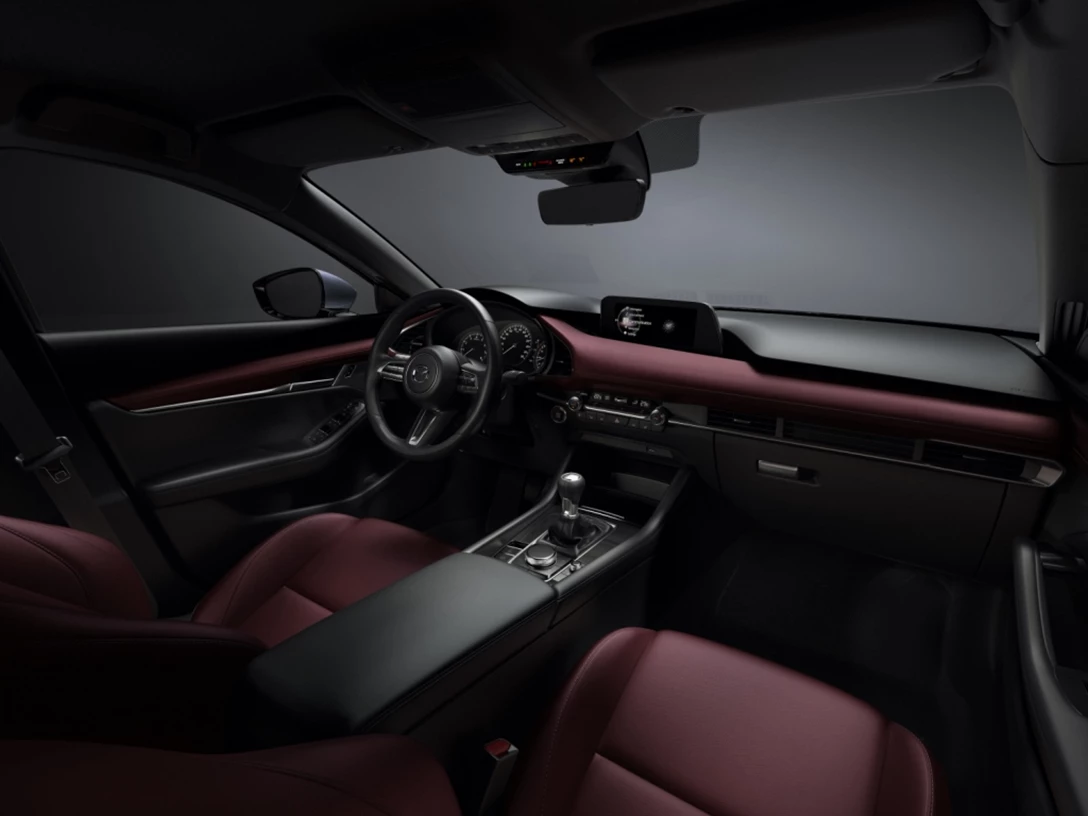 1607563-31_All-New-Mazda3_INT_COCKPIT_Burgundy_hires.jpg