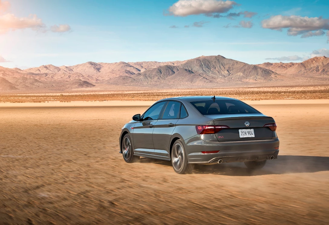 1611421-190106VW01-GLI-Action_0177.jpg