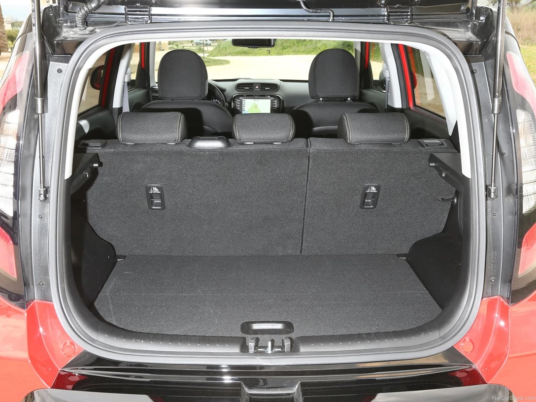 1585510-Kia-Soul 7.jpg