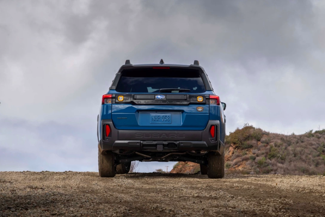 1708168-2026_Subaru_Outback_Wilderness_09.jpg