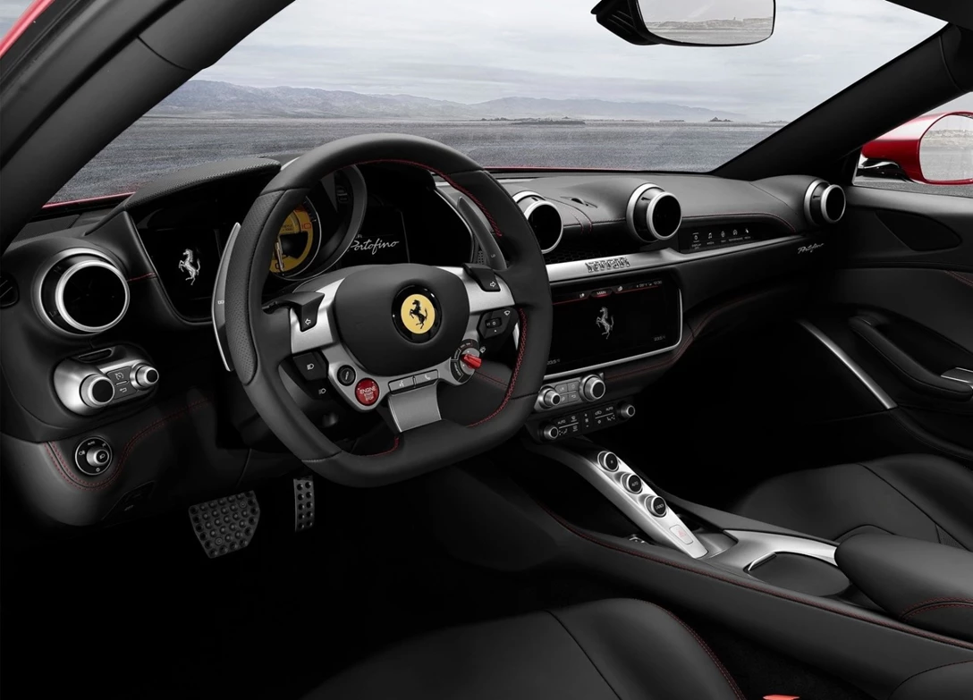 1599865-Ferrari-Portofino 4.jpg
