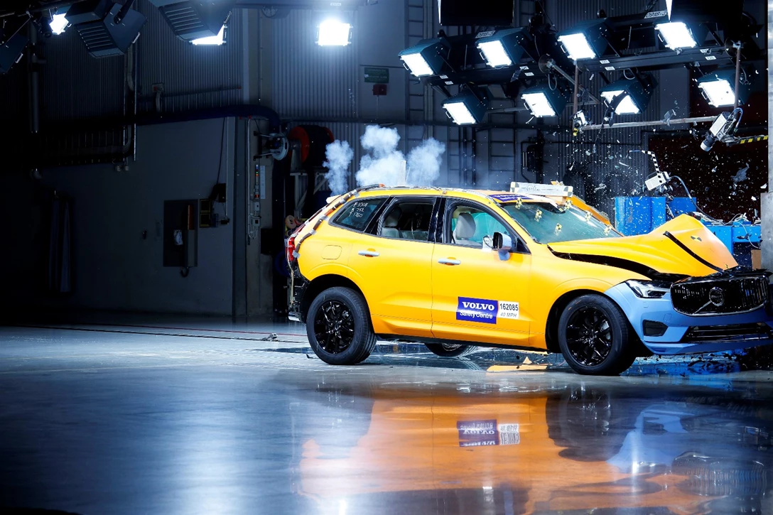 1599512-205040_The_new_Volvo_XC60_Crash_tests.jpg
