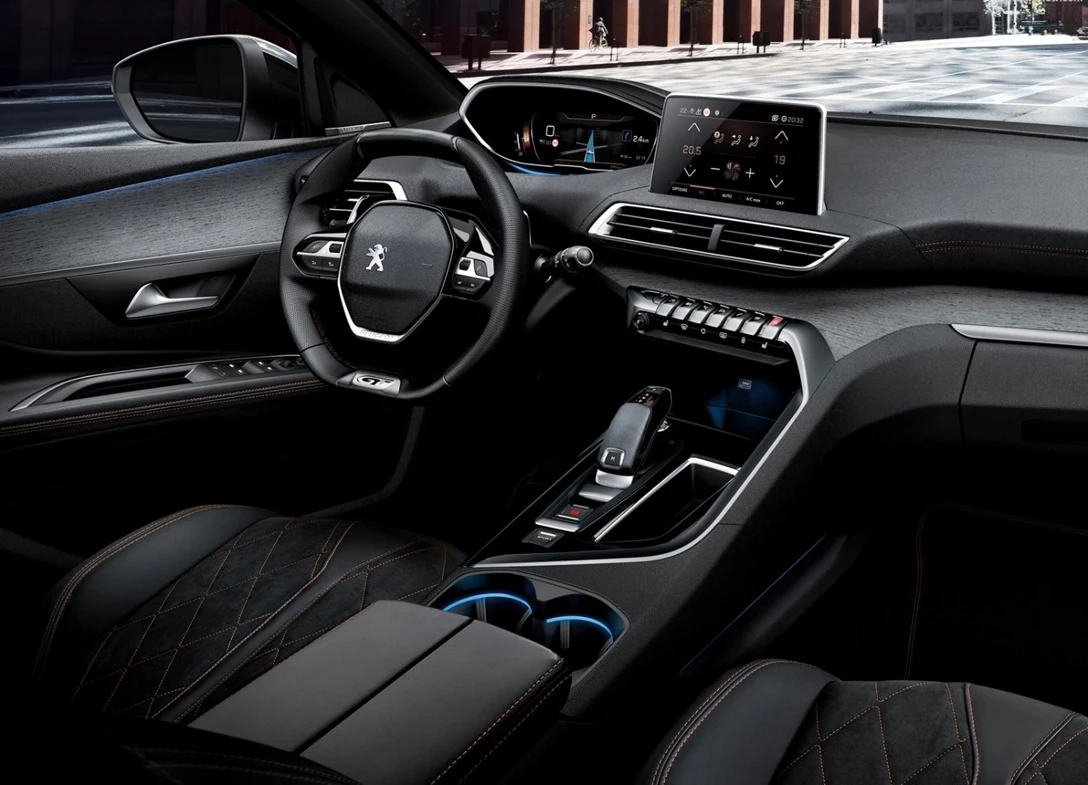 1641134-Peugeot-5008-2018-06.jpg