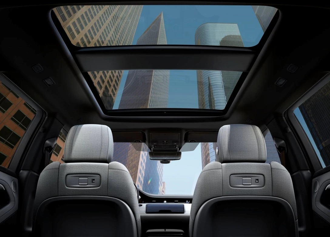 1676539-Range Rover-Evoque-2022-09.jpg