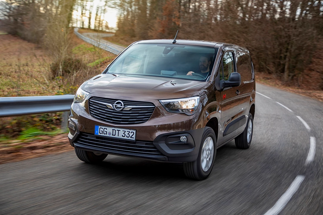 1616034-Opel-Combo-4x4-505767.jpg