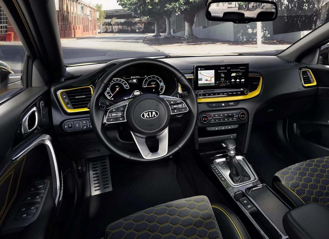 1656237-Kia-XCeed-2022-06.jpg