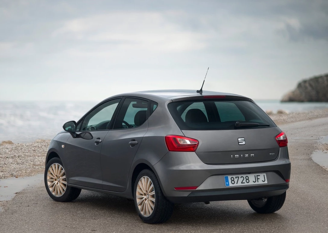 1635871-Seat-Ibiza-2017-02.jpg
