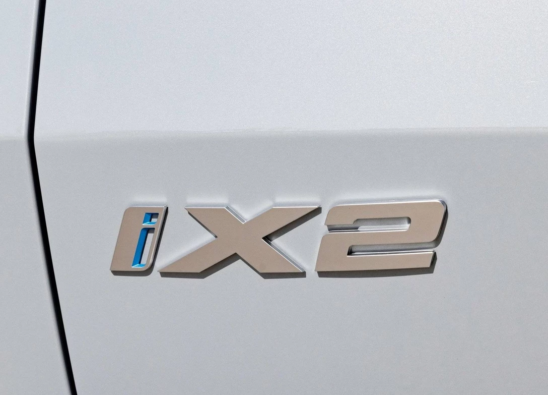 BMW-iX2-2025 (15).jpg