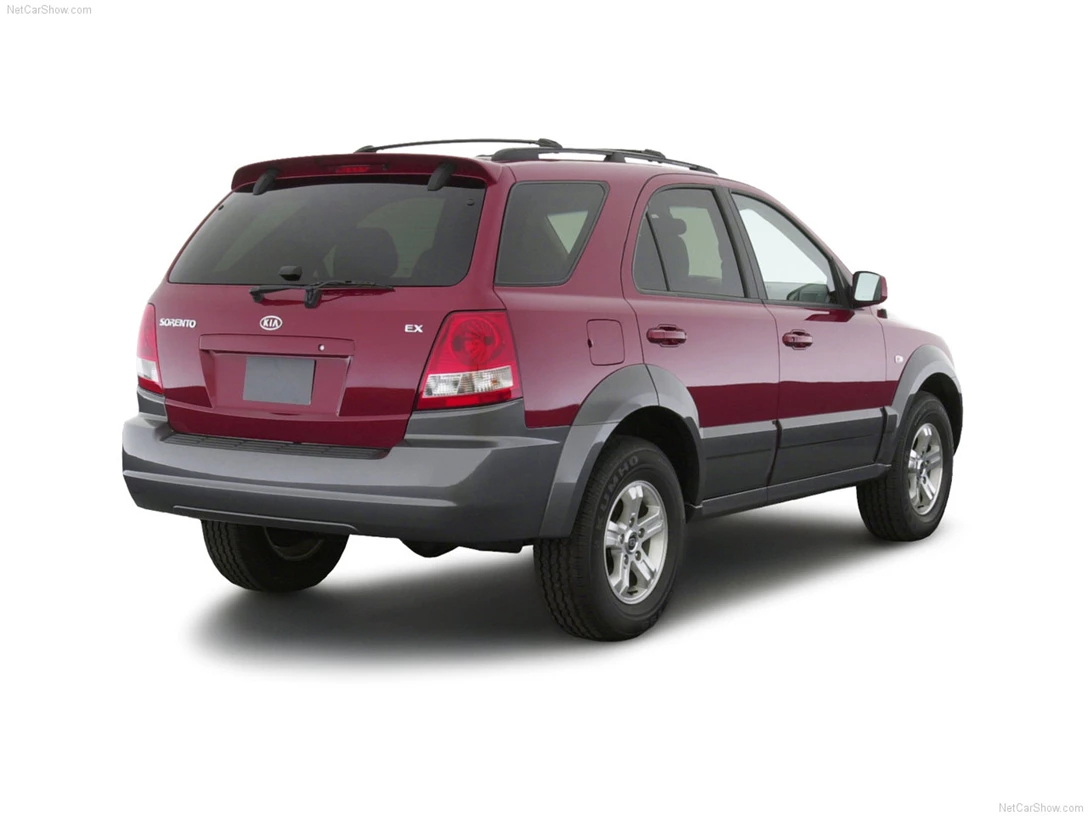 1590151-Kia-Sorento-2005 3.jpg