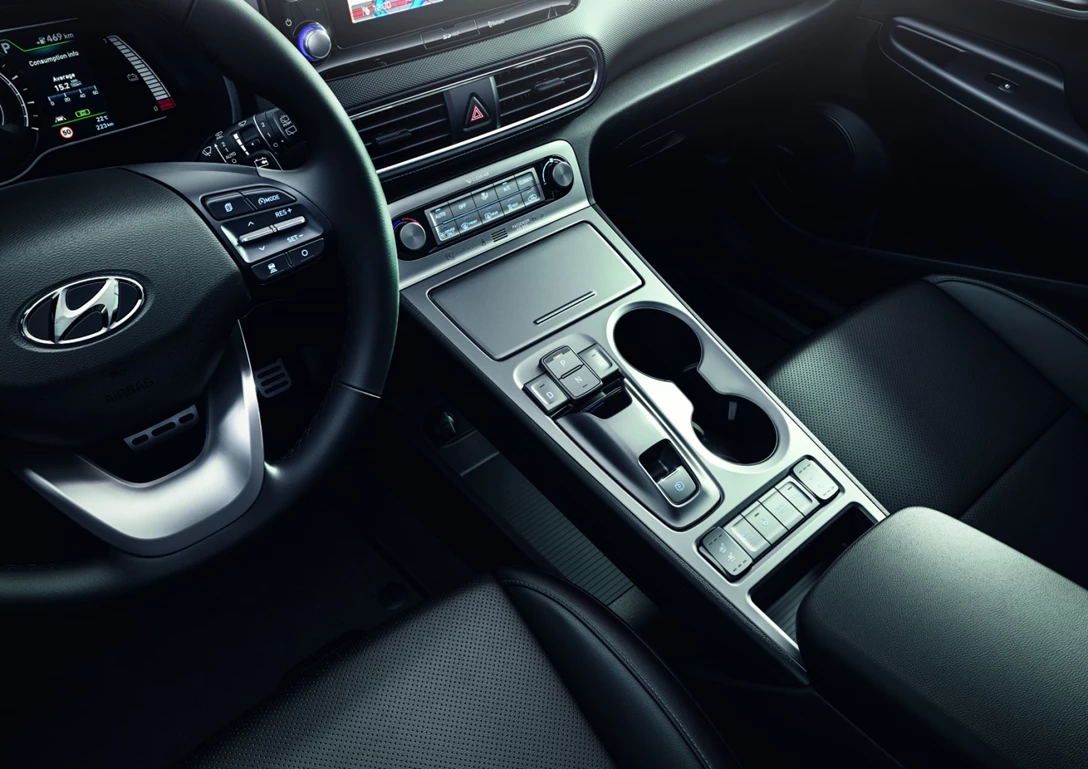 1591660-Kona Electric Center Console.jpg