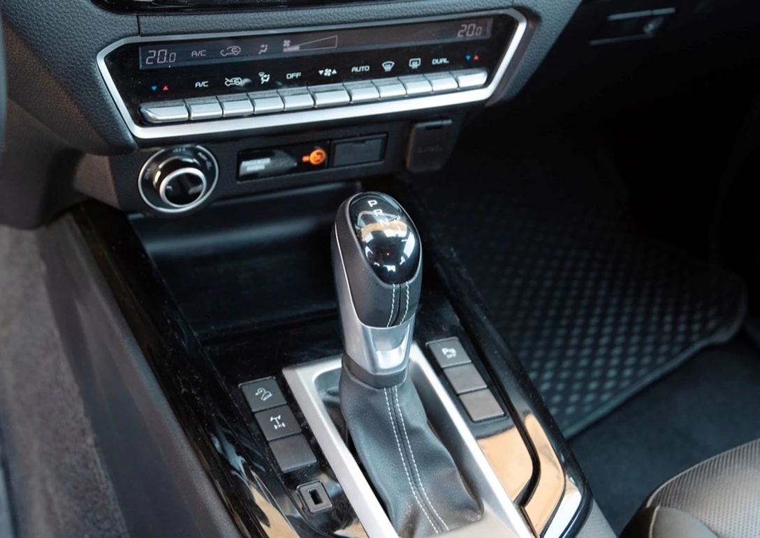 1662911-ISUZU D-MAX_2022-07.jpg