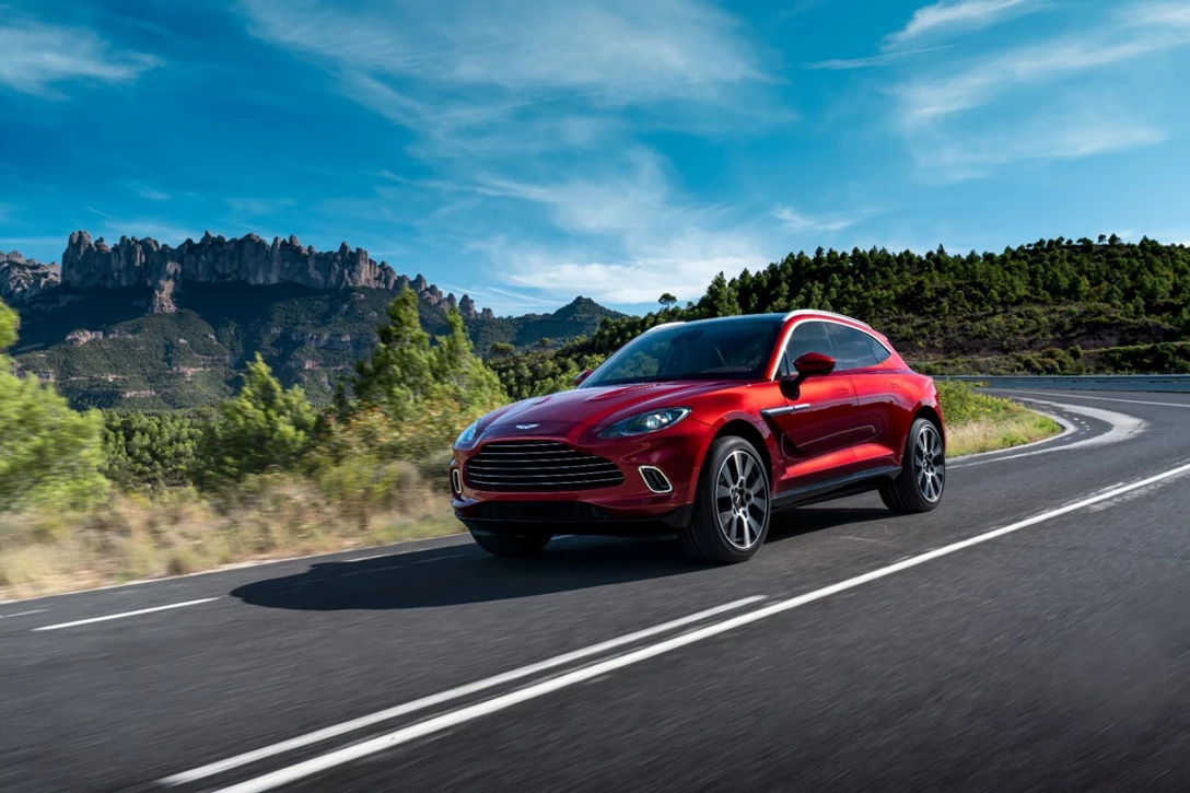 1625558-Aston Martin DBX_20.jpg