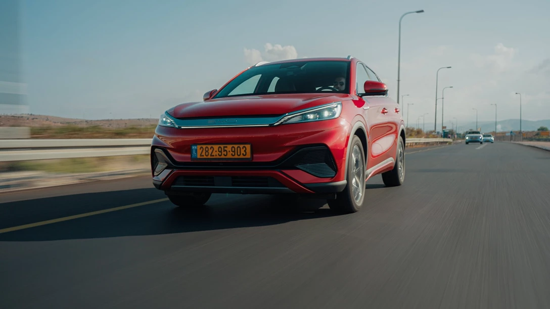 1672435-BYD ATTO 3.00_25_09_12.Still022 copy.jpg