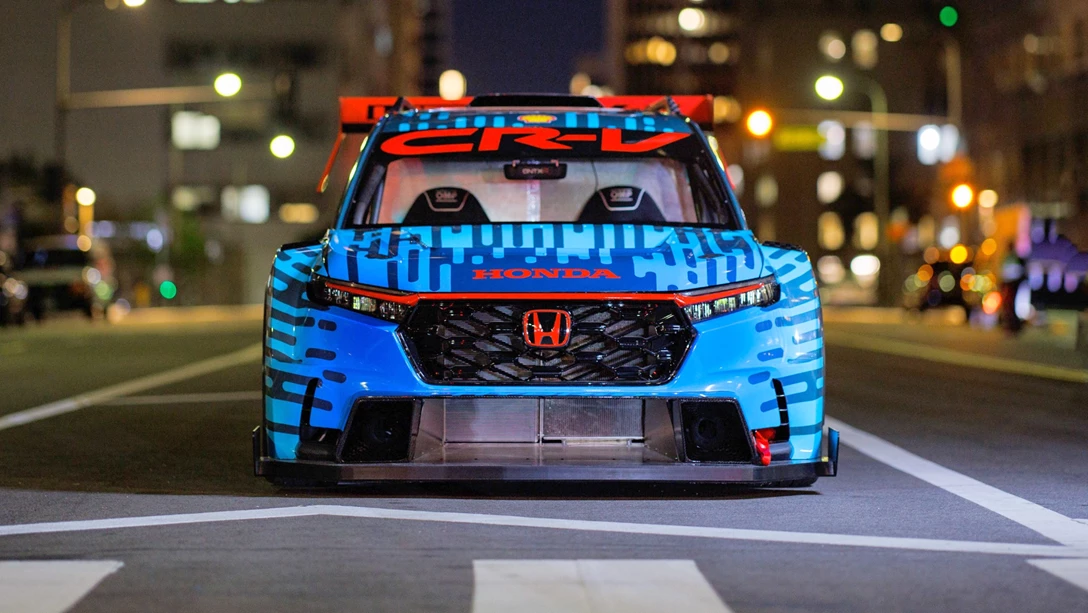 1679012-45 HPD Honda CR-V Hybrid Racer.jpg