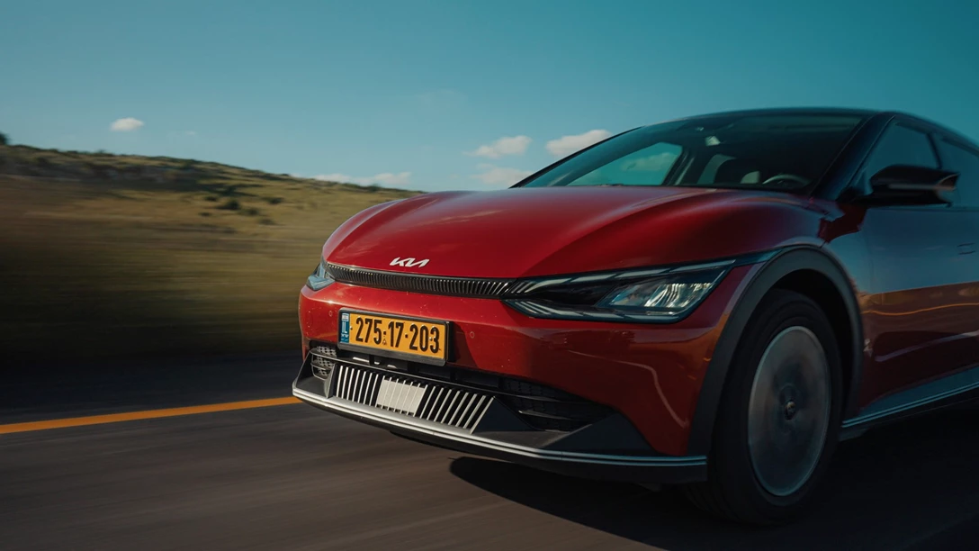 1681679-Hyundai IONIQ 5 vs Skoda Enyaq vs KIA EV6 vs TOYOTA BZ4X - 2023.02_50_01_12.Still247 copy.jpg