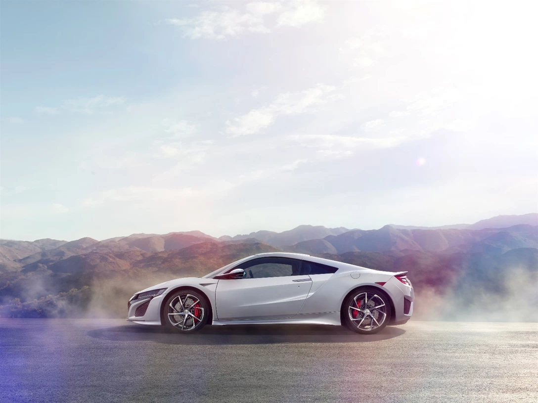 1595772-74903_HONDA_NSX_CASINO_WHITE.jpg