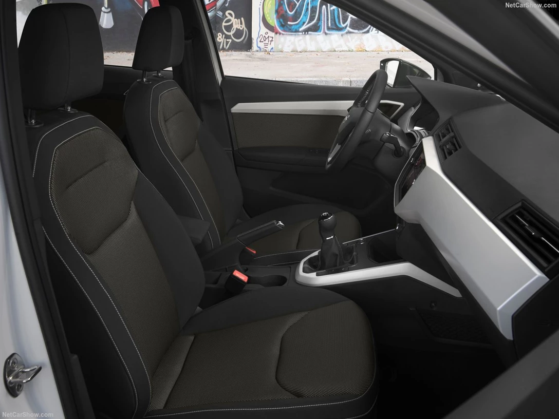 1588795-Seat-Arona 6.jpg