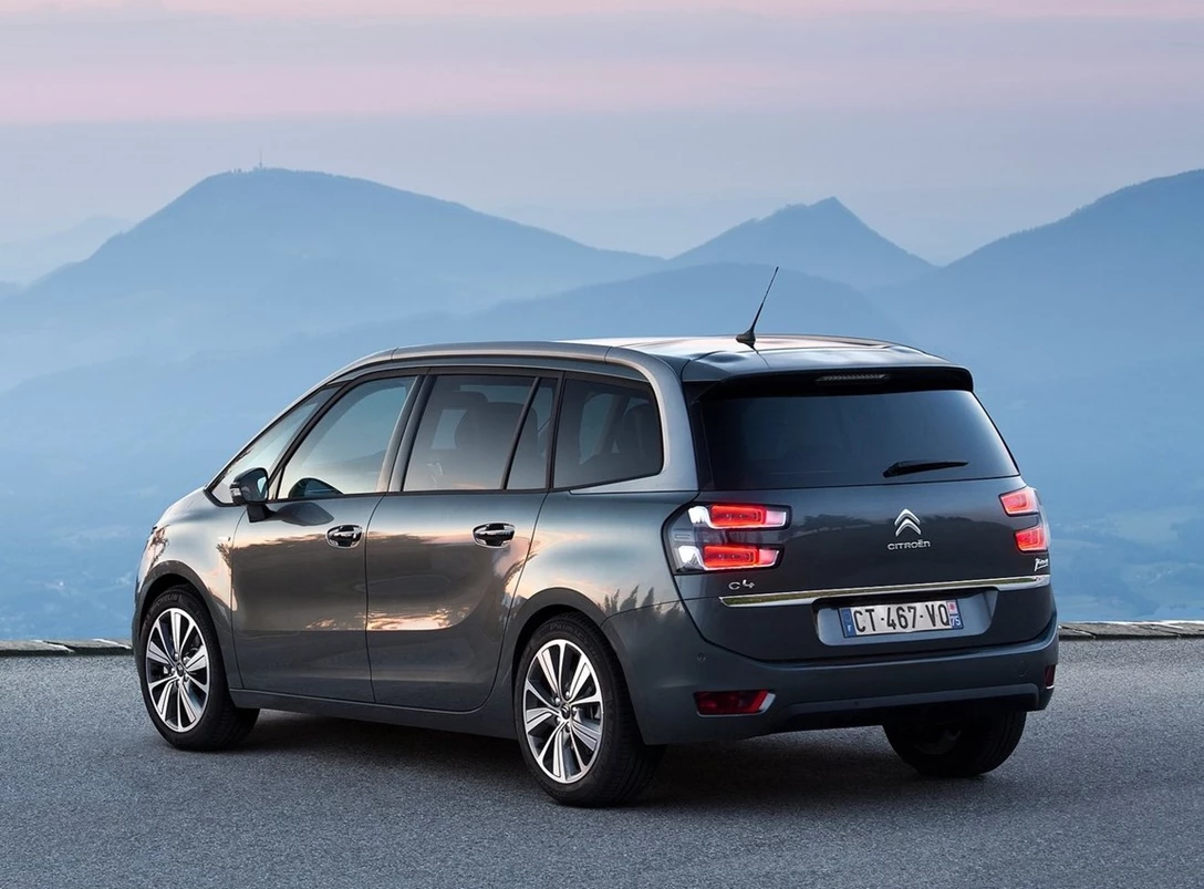 1661093-Citroen-Grand_C4_Picasso-2016-02.jpg