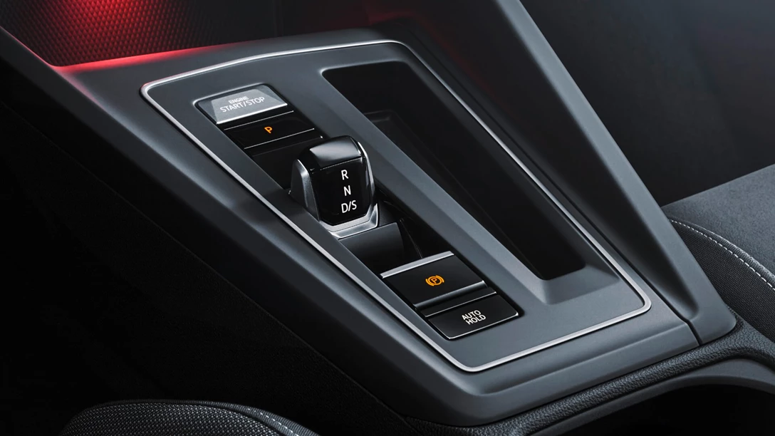 1624241-Golf 8 (21).jpg