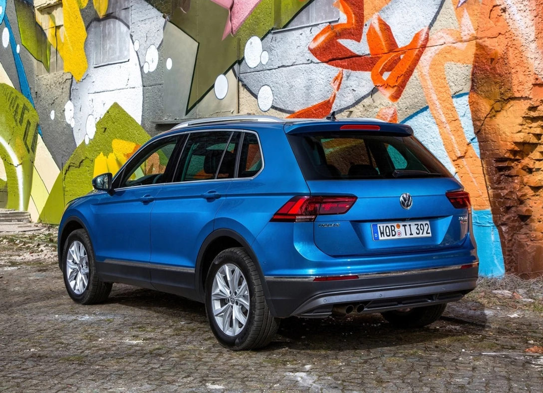 1637815-Volkswagen-Tiguan-2020-02.jpg