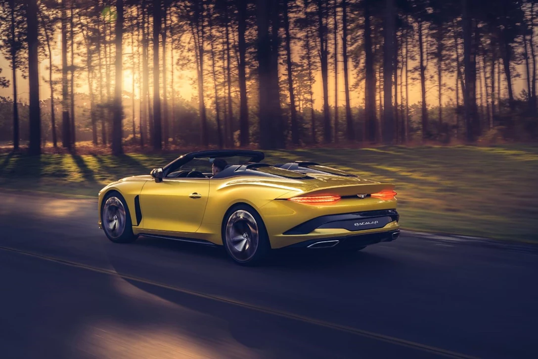 1631200-Bentley Mulliner Bacalar - 2.jpg