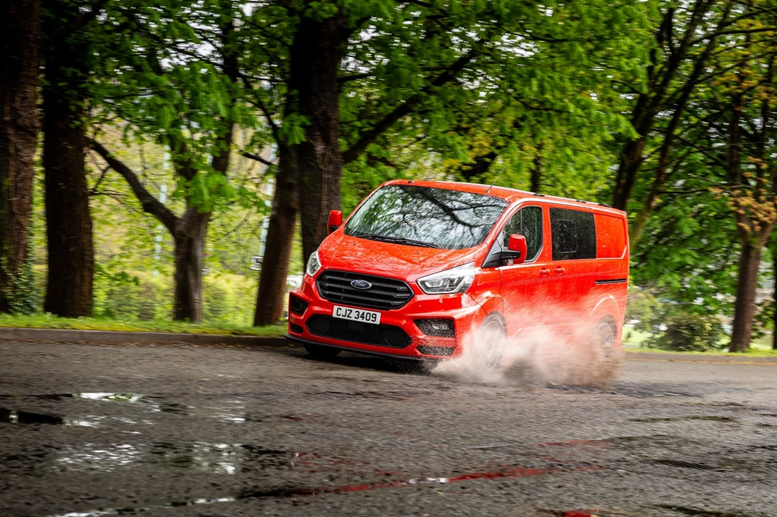 1595225-MS-RT Transit Custom-106.jpg