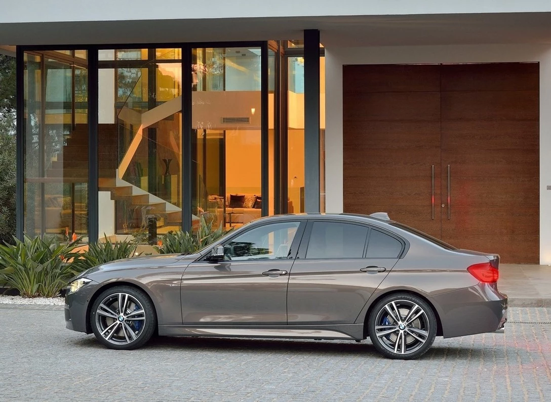 1643247-BMW-3-Series-2016-02.jpg