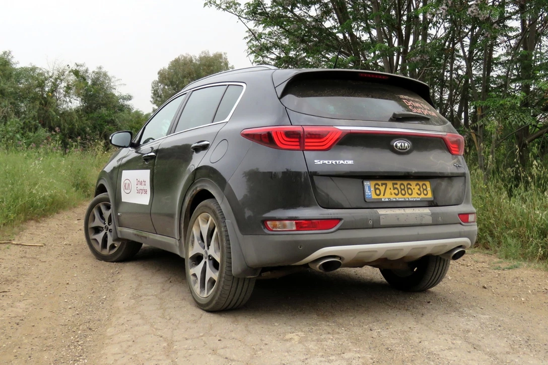 1602925-קיה ספוראטז GT (9).jpg