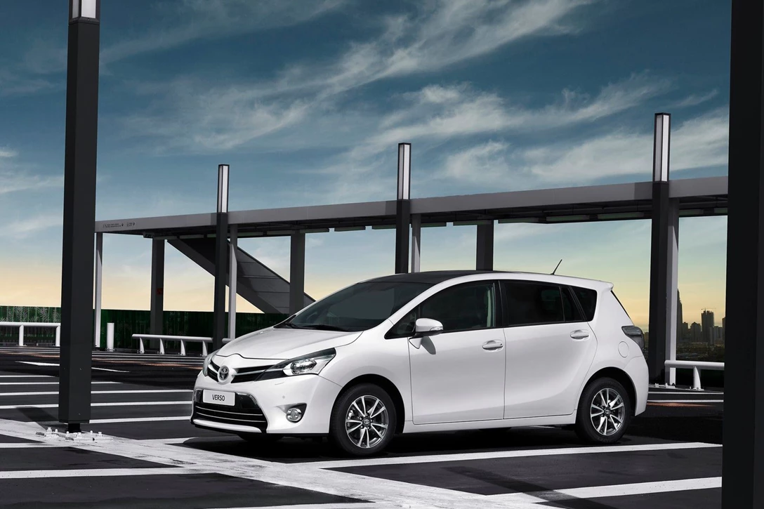 טויוטה ורסו