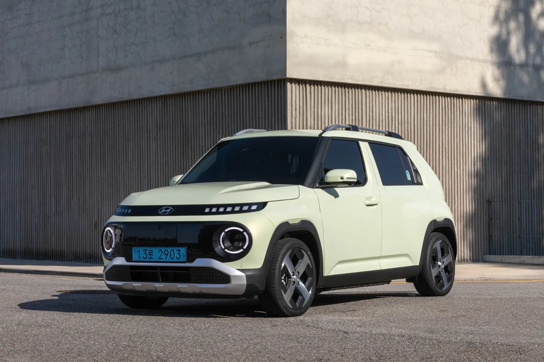 1703732-INSTER Static _01.jpg