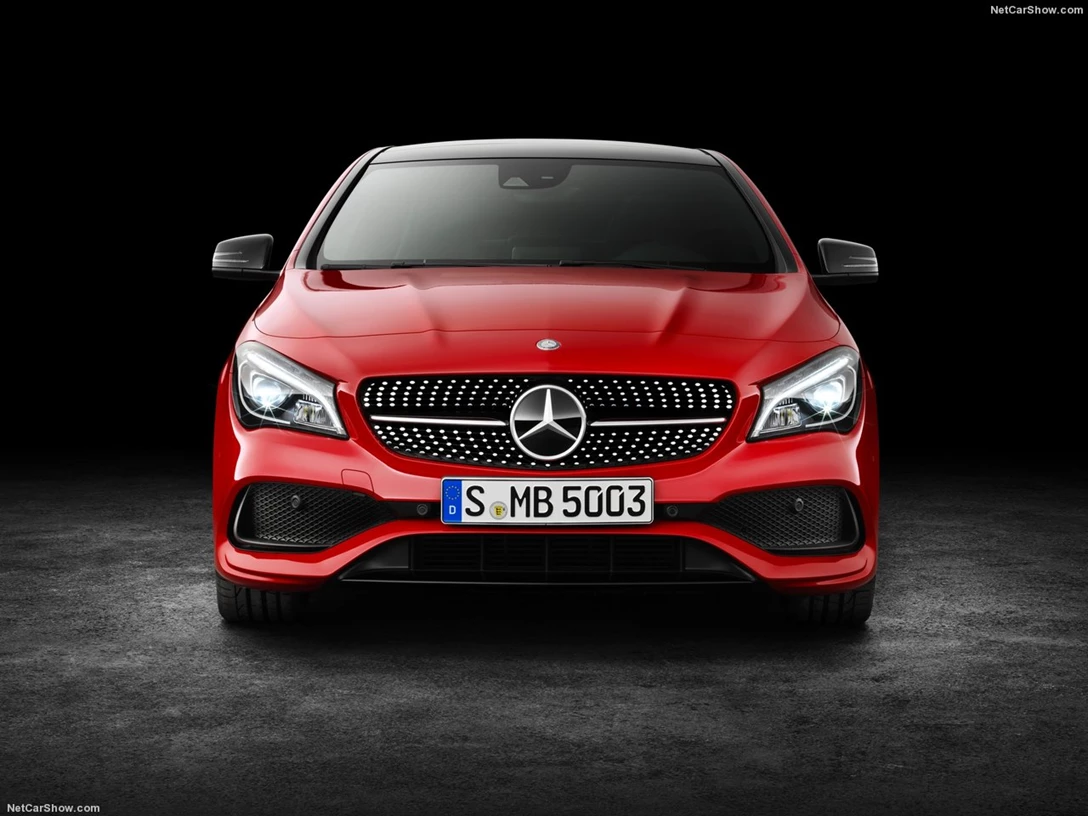 1589603-Mercedes-Benz-CLA 3.jpg
