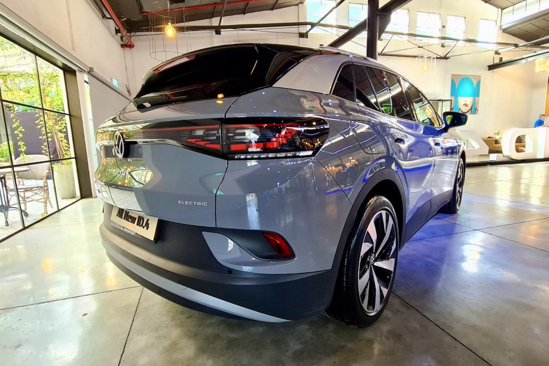 1669916-ID4 - 7.jpeg