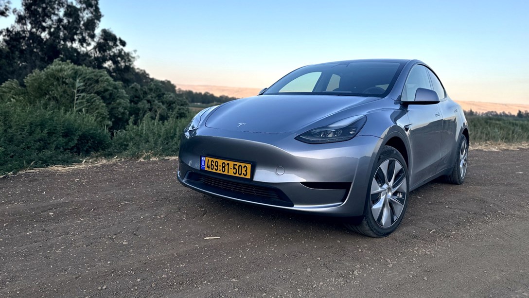 1685266-MODEL Y RWD - 59-min.jpeg