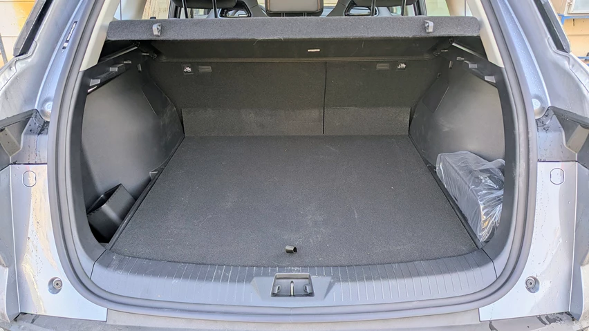 BYD סיליון 5 תא מטען