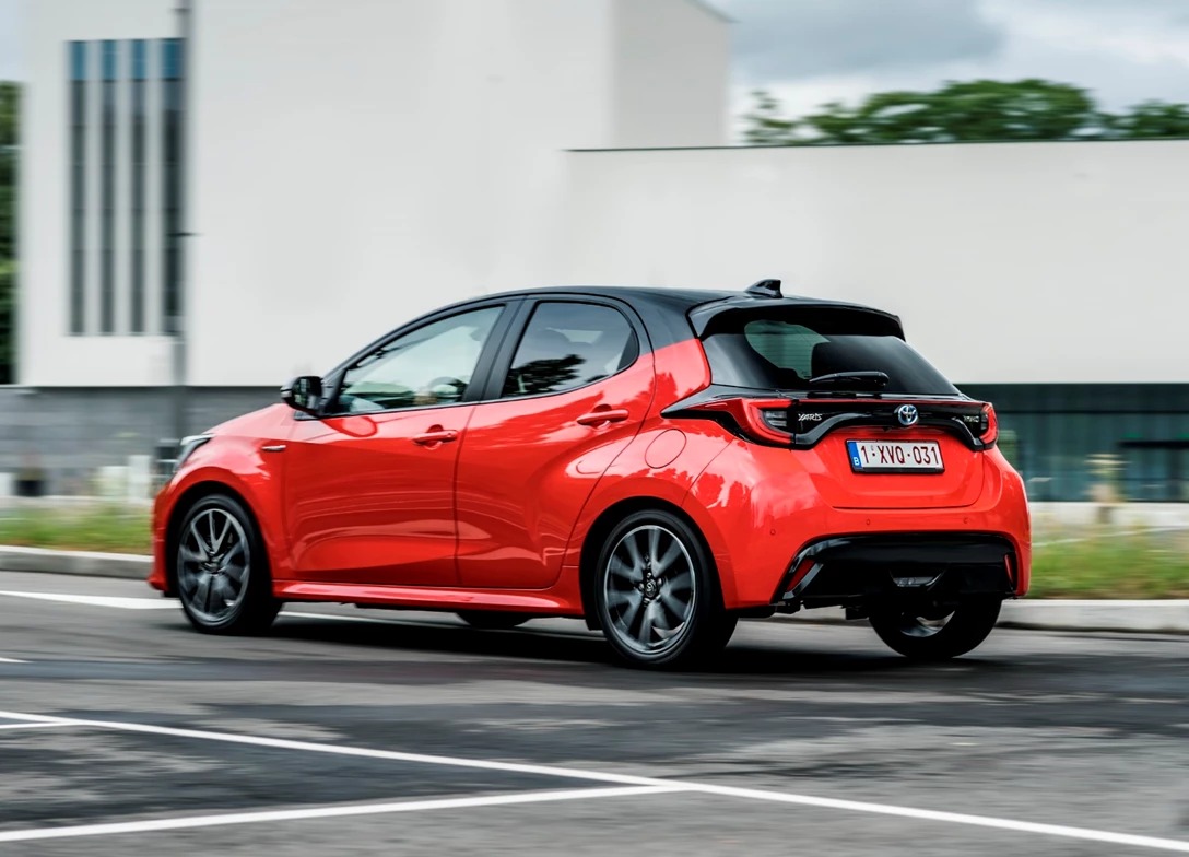 1691799-Toyota-Yaris-2024-03.jpg