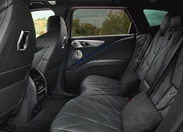 1700637-BMW-XM-2024-08.jpg