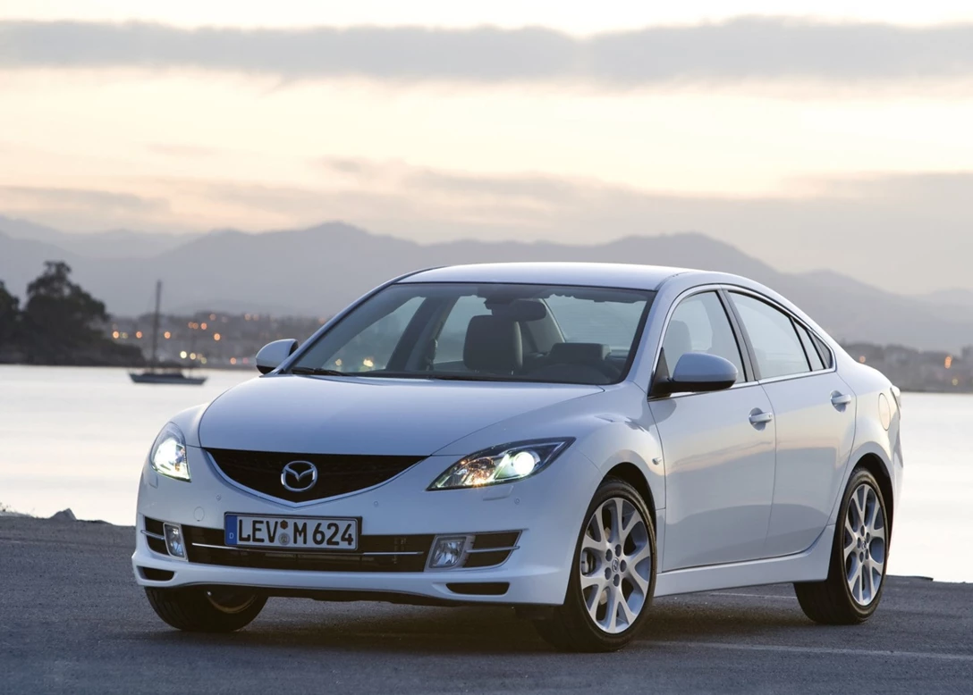 1593757-Mazda-6_Sedan 1.jpg
