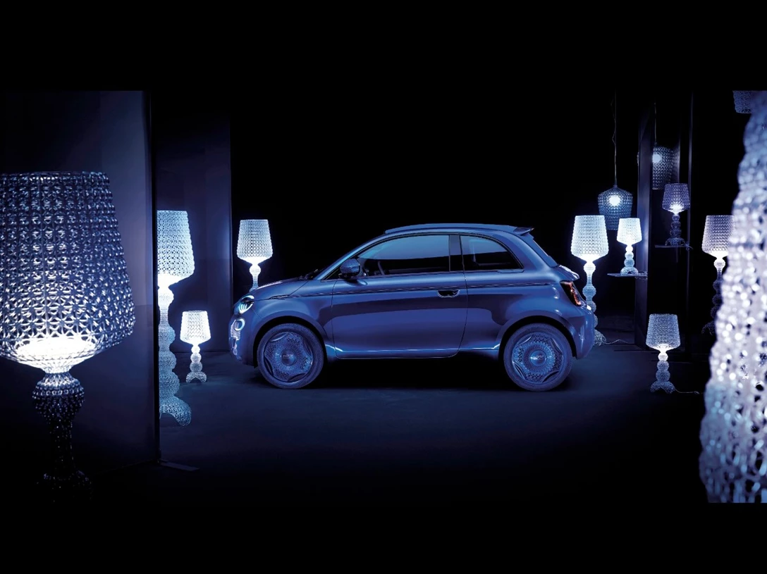 1631419-01_500 Kartell.jpg