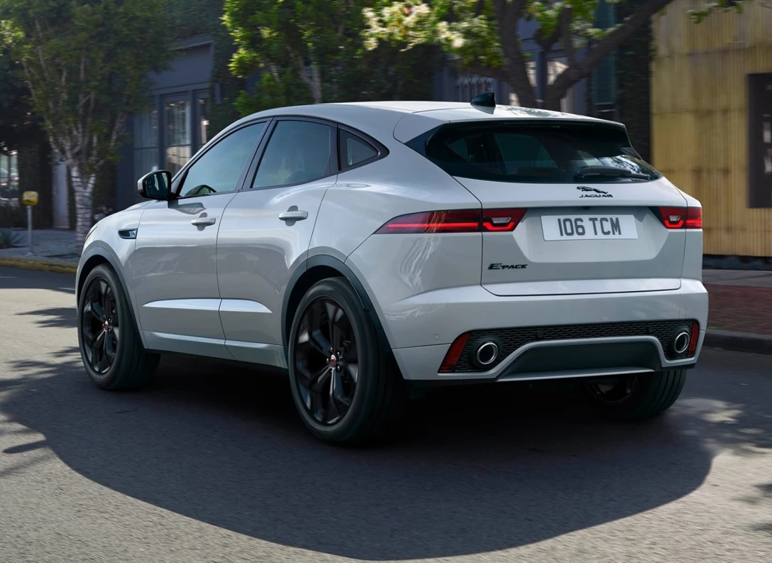 1641385-Jaguar-E-Pace-2021-04.jpg